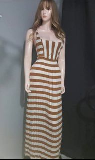 (Category: ) located in . Submitted by RetailTherapy (Listing ID 1138259091, Image 1). Description: .