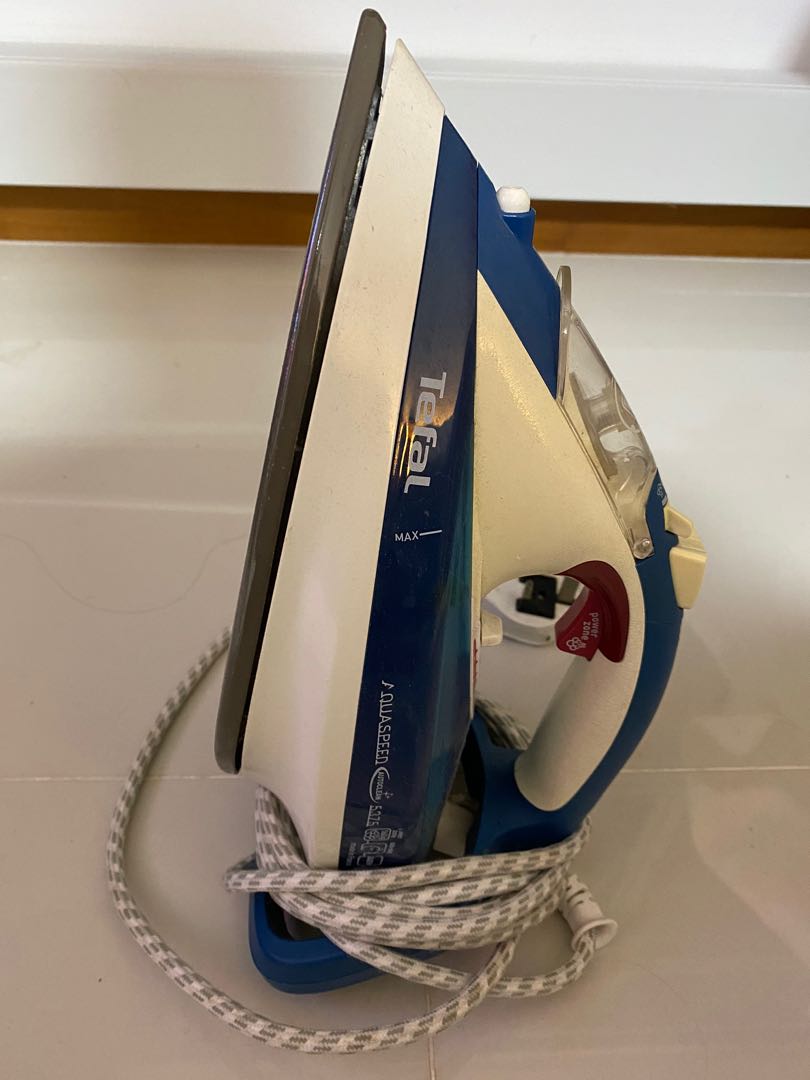 tefal steam essential 1200 watt non stick steam iron