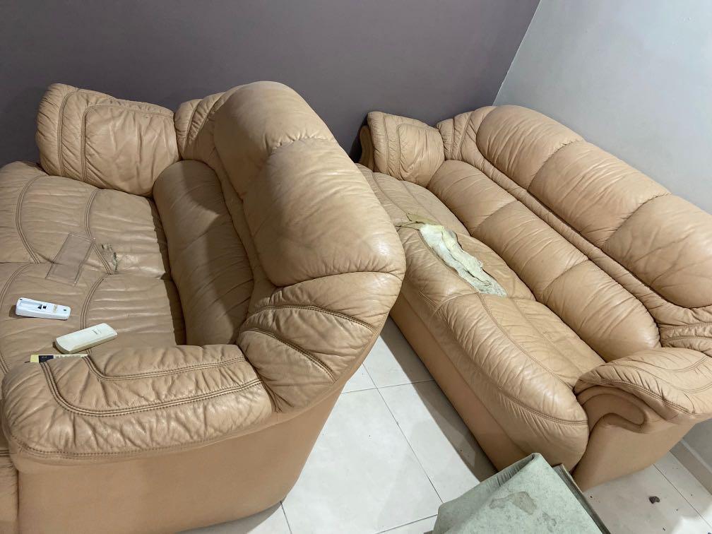 Used furniture for free pick up melaka, Furniture & Home Living