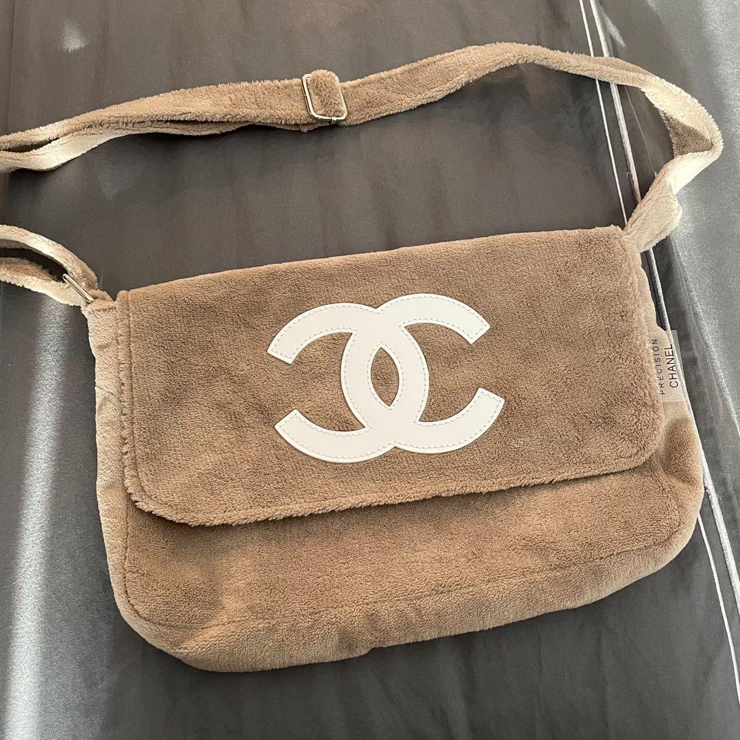Chanel towel outlet bag vintage
