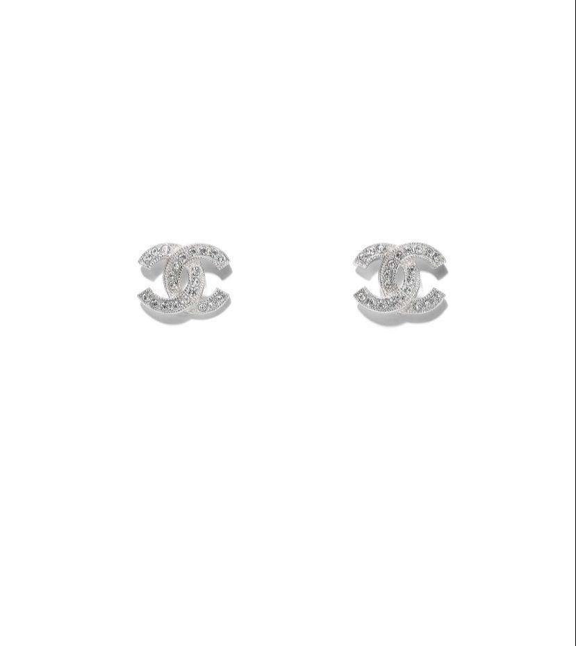 Cập nhật hơn 66 về chanel earrings cc silver  cdgdbentreeduvn