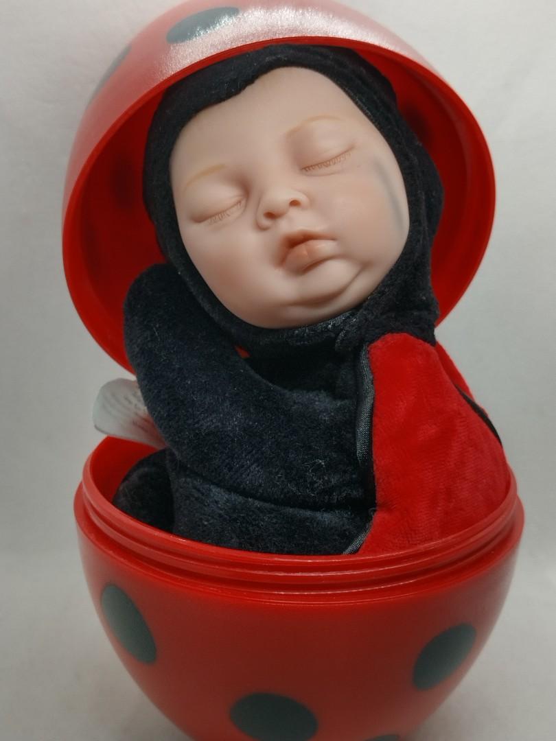 Anne Geddes Ladybug Newborn Baby Doll in Egg Hobbies Toys