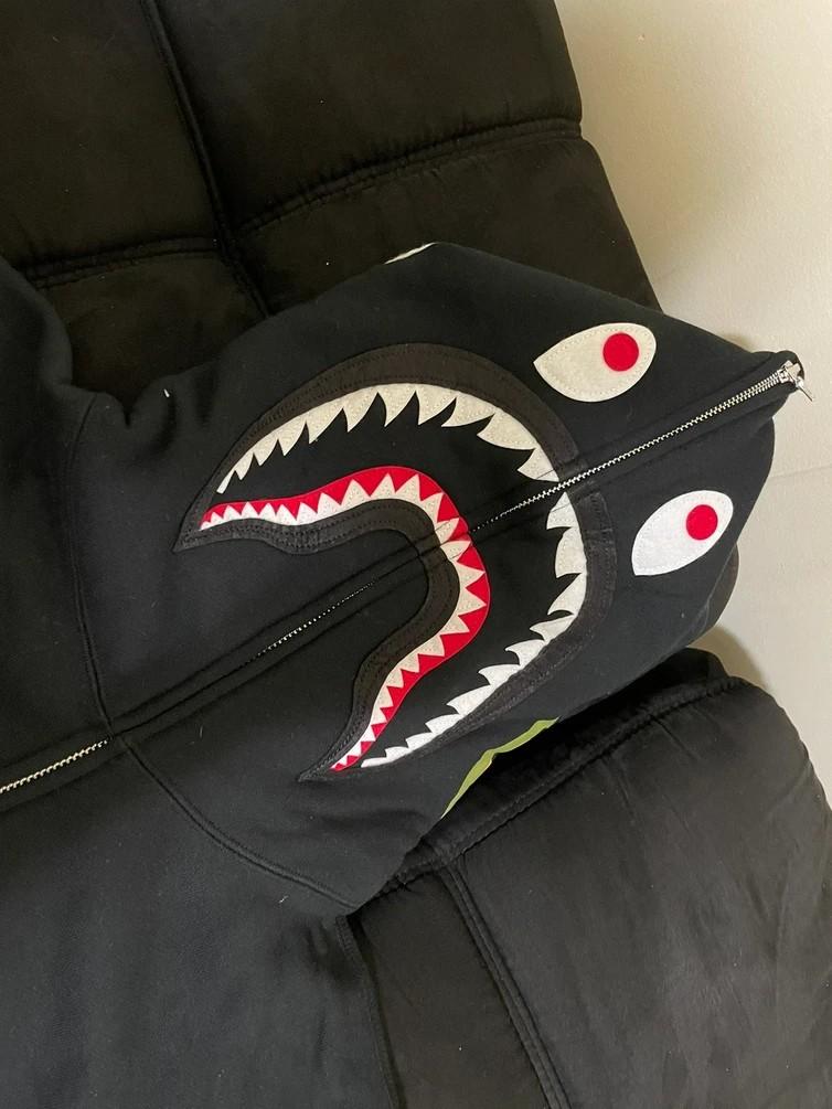 World gone mad bape hoodie 2025
