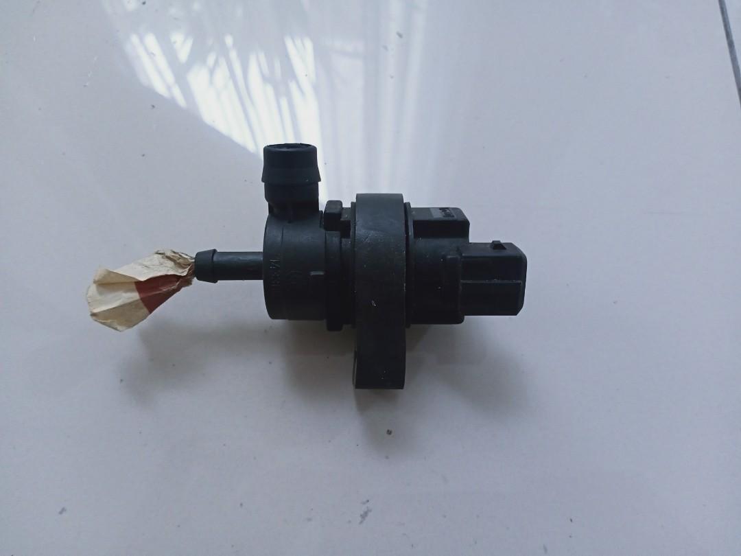 BMW E36 fuel tank breather valve, Cars, Vehicle Rentals on Carousell