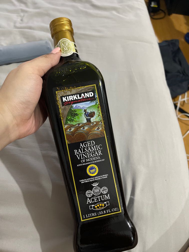 Brand new legit KIRKLAND Balsamic vinegar 1L, Health & Nutrition