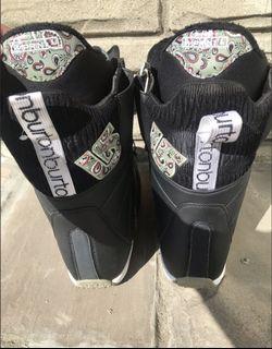 Burton Womens Black Snowboarding Boots Size 7.5