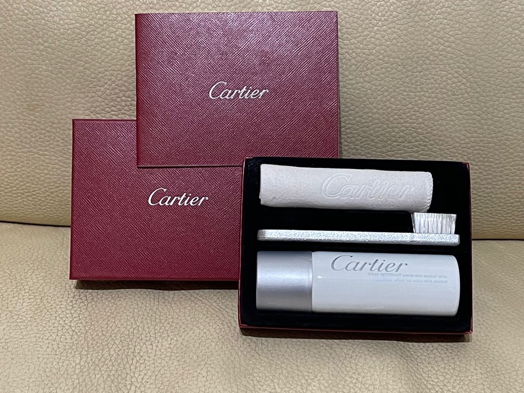 Cartier cleaning care kit set, 名牌, 手錶 Carousell