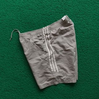(Kategori: ) berada di . Dikirim oleh queenstuffbatam (ID iklan 1138353995, Gambar 1). Deskripsi: .