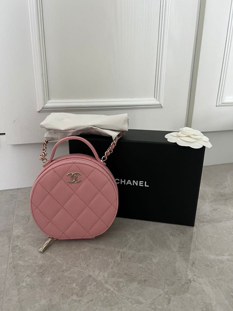 Chanel round bag pink hotsell