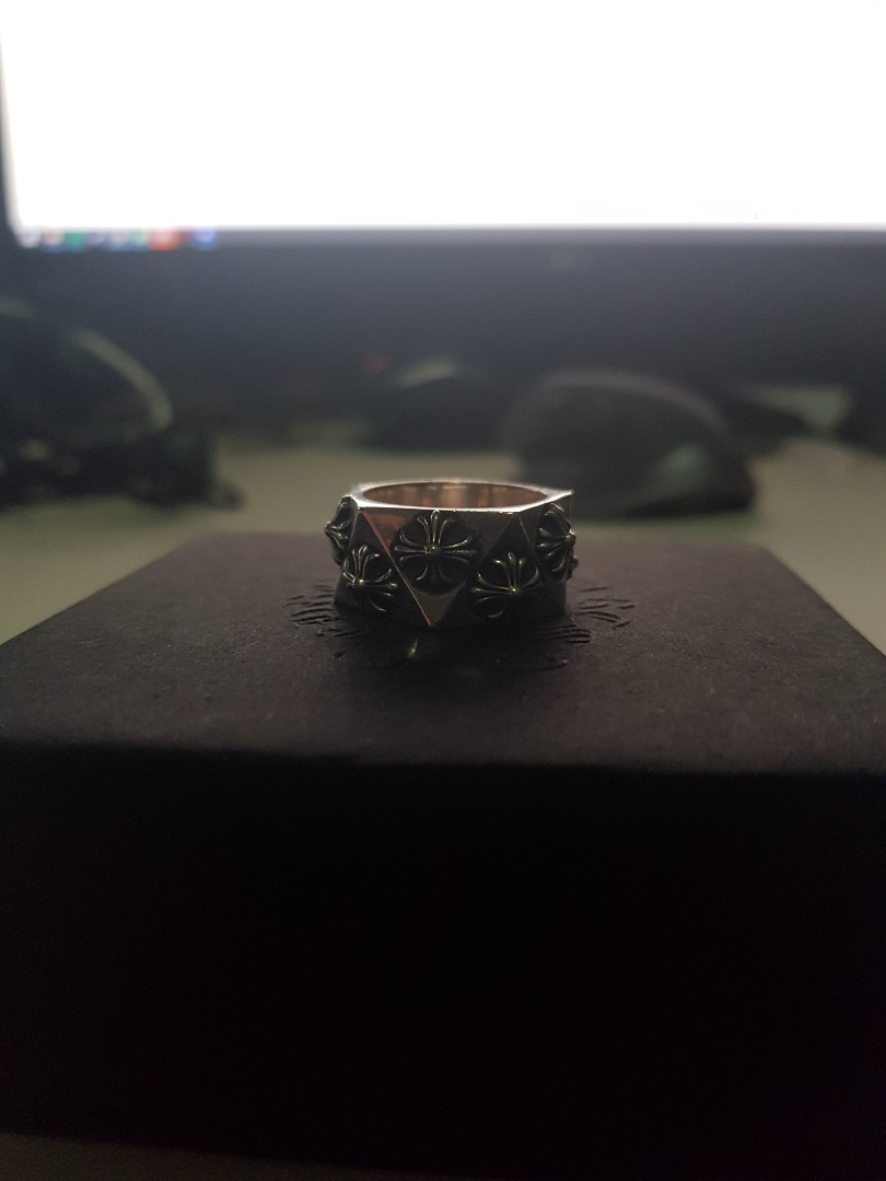 Chrome Hearts Pentagon Cross Ring Men s Fashion Watches