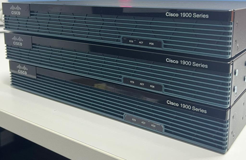 Cisco Router 1921, Computers & Tech, Parts & Accessories, Networking on ...