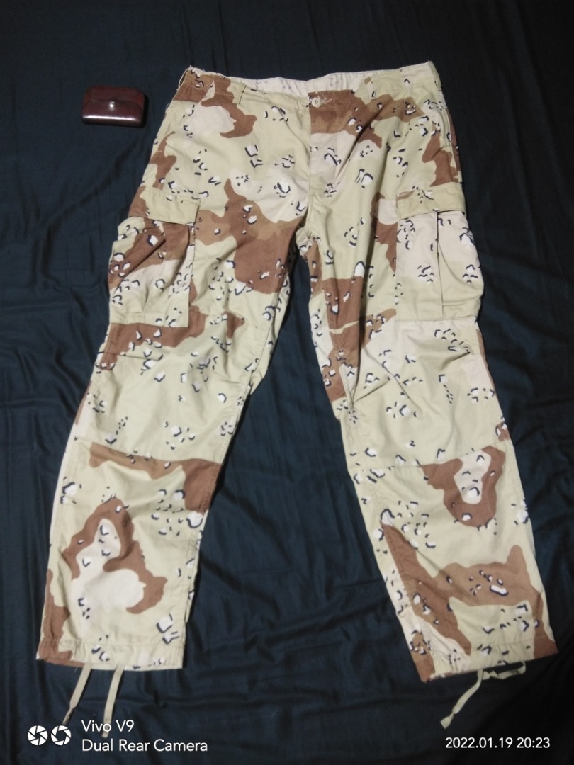 Desert camo cargo pants, Men's Fashion, Clothes, Bottoms on Carousell