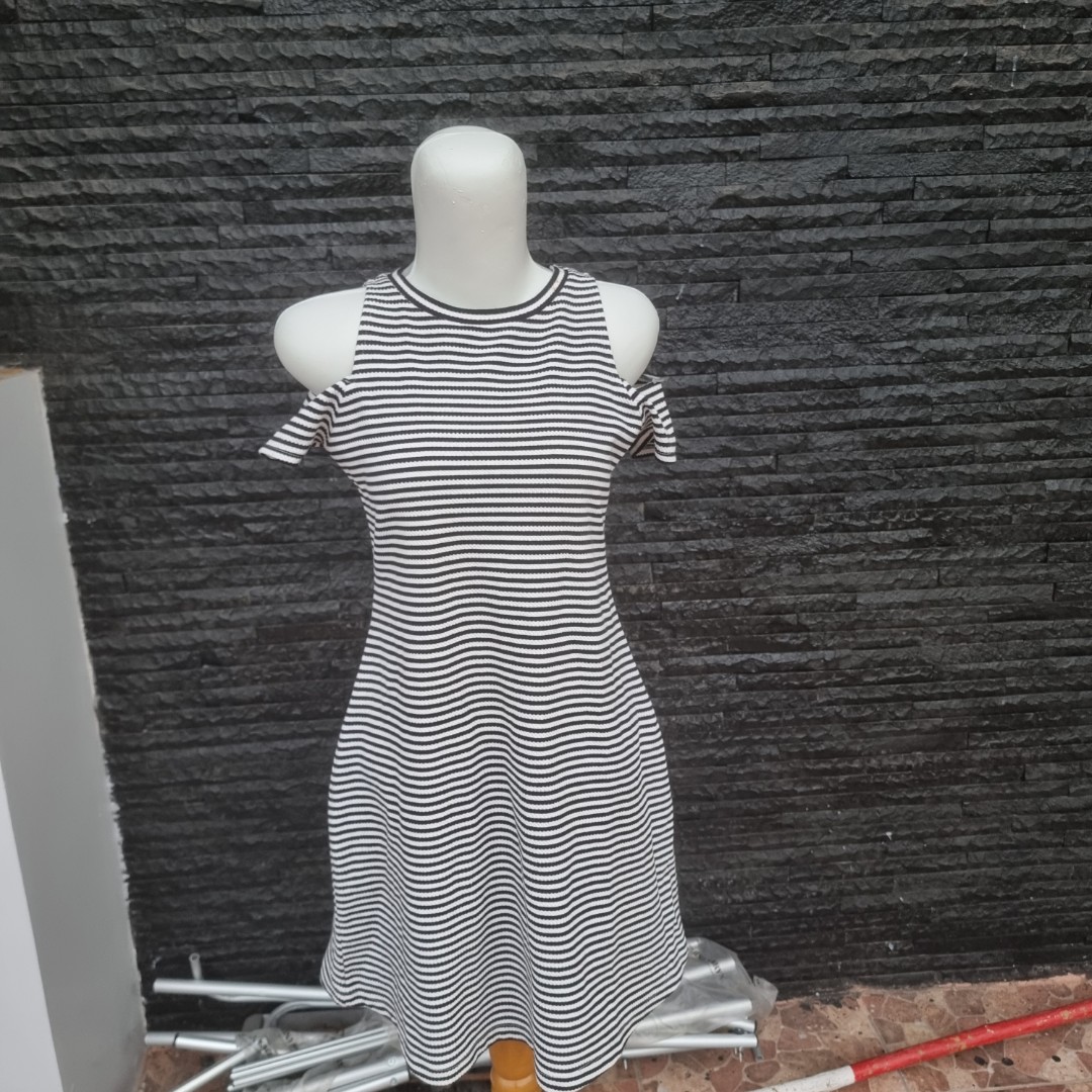 black and white striped dress zara