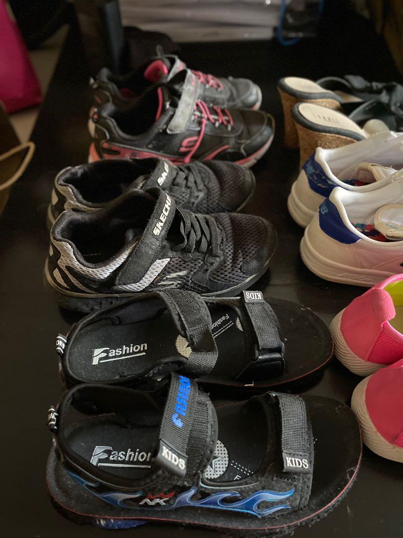 Free shoes give away. Kids adults self collect Sembawang area