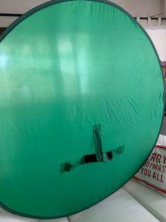 Green screen circular