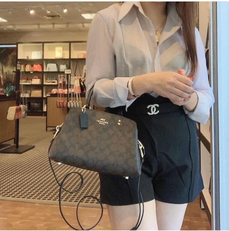 Coach mini lillie carryall black 2025