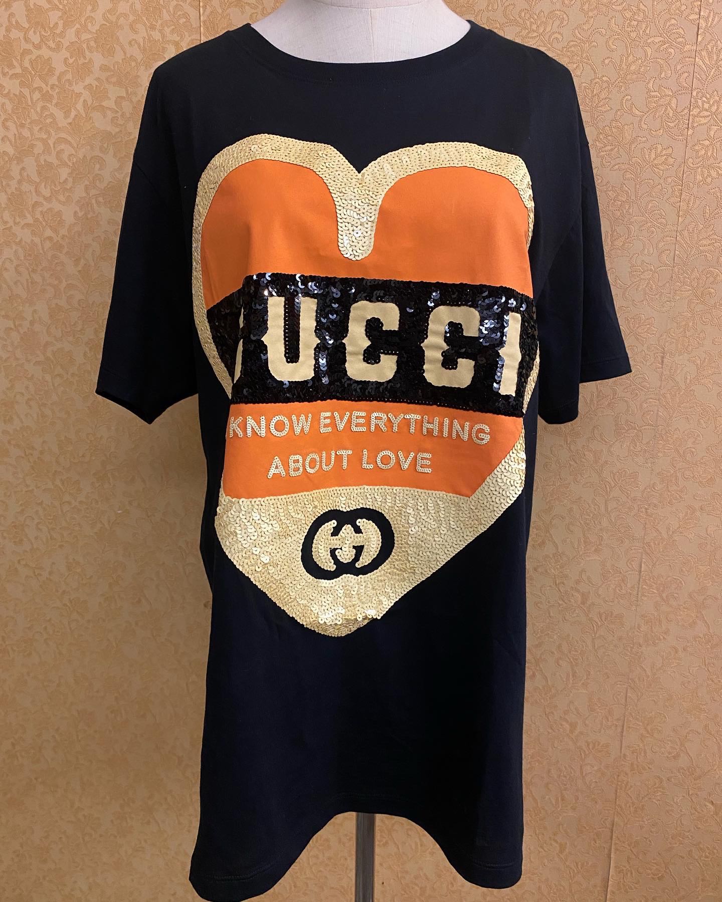 Gucci t shirt with sequins outlet