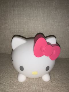 （分類：）位於 。 由 disneykwok 提交（商品編號 1138370198，圖片 1）。簡介： 。