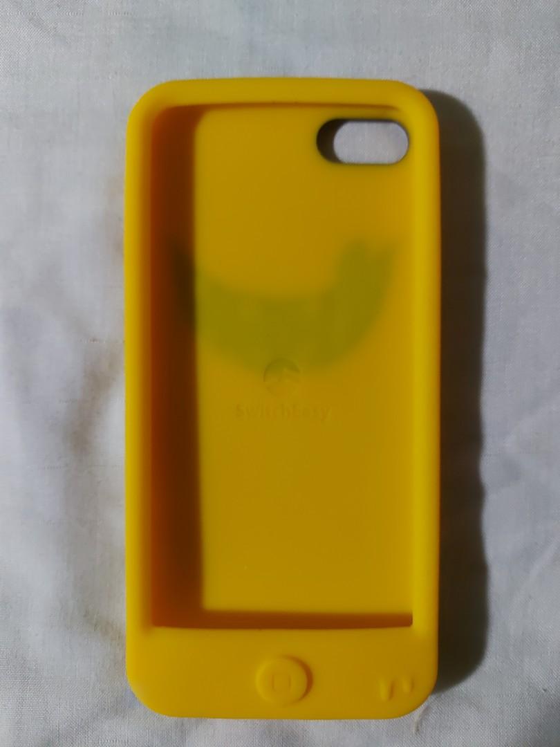 iPod Touch - case (Category: Other Gadgets) located in Manila. Submitted by godrah (Listing ID 1138420022, Image 2). Description: - iPod Touch case for 5th, 6th, or 7th generation - Color yellow with smile tongue out RFS: Declutter *For Delivery Delivery fee shouldered by buyer.