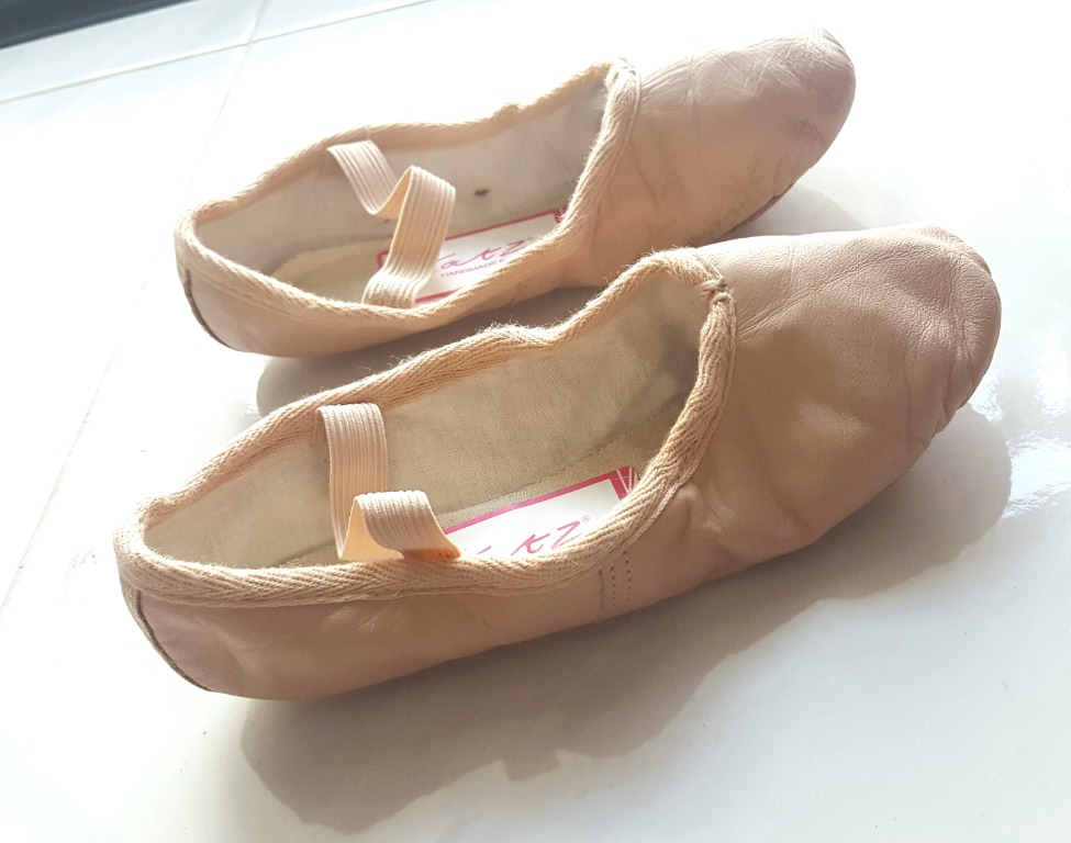 Katz Ballet shoes, Babies & Kids, Babies & Kids Fashion on Carousell