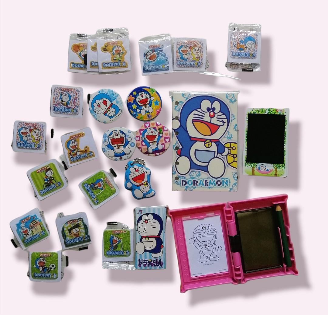 Koleksi Doraemon Stickers Buku Memo And Button 25pcs Hobbies And Toys