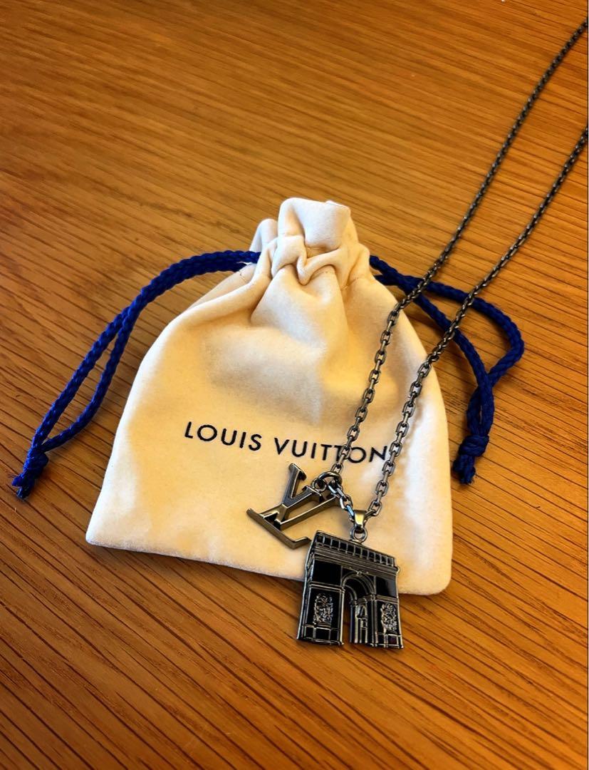 Louis Vuitton Arc de Triomphe necklace (Black)