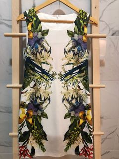 (Category: ) located in . Submitted by ashlyndresses (Listing ID 1138433132, Image 1). Description: .