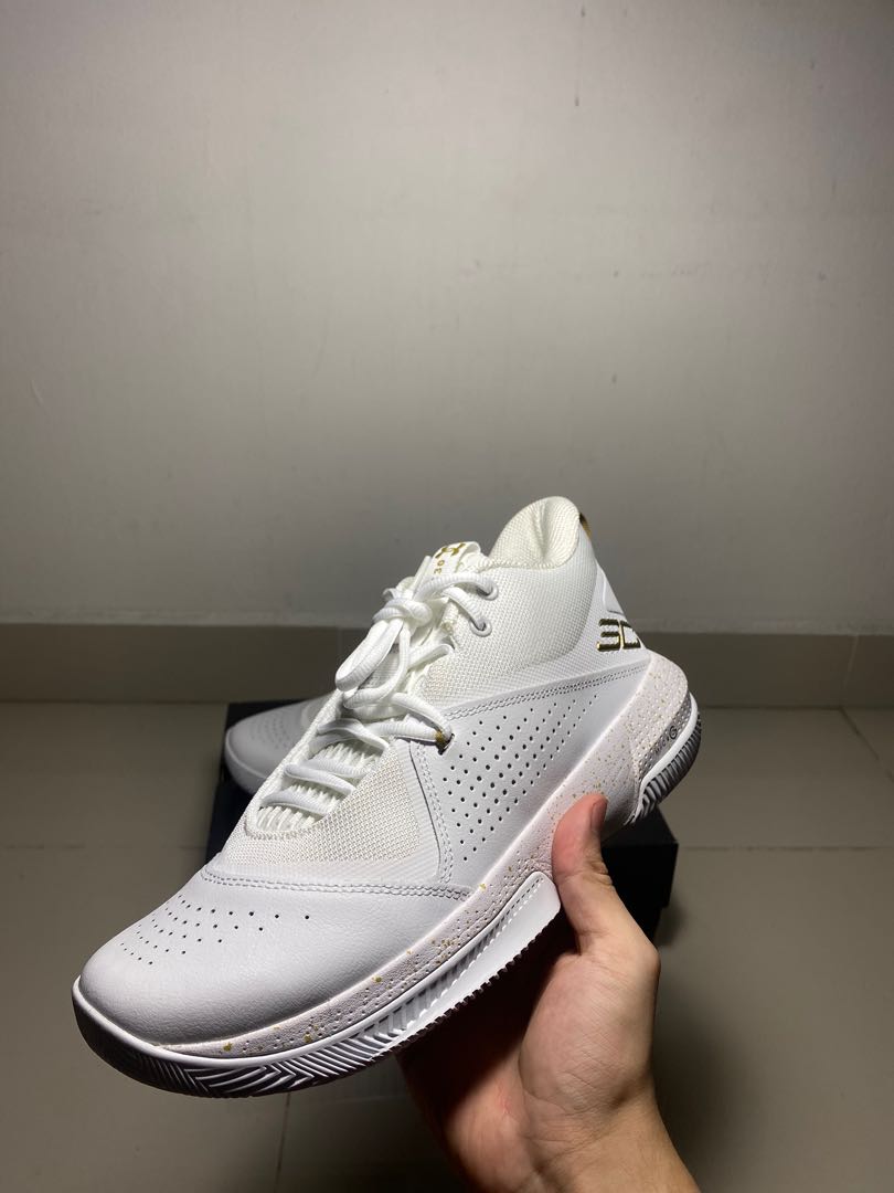 Under armour curry discount 5 44 men