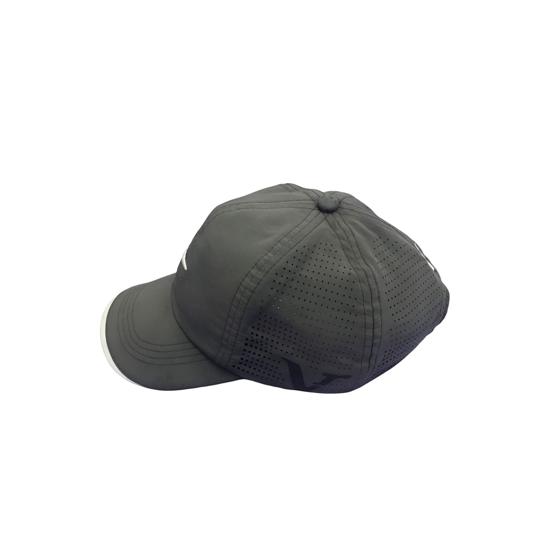 NIKE ONE GOLF CAP CENTRE SWOOSH 6 PANEL CAP, Men's Fashion, Watches