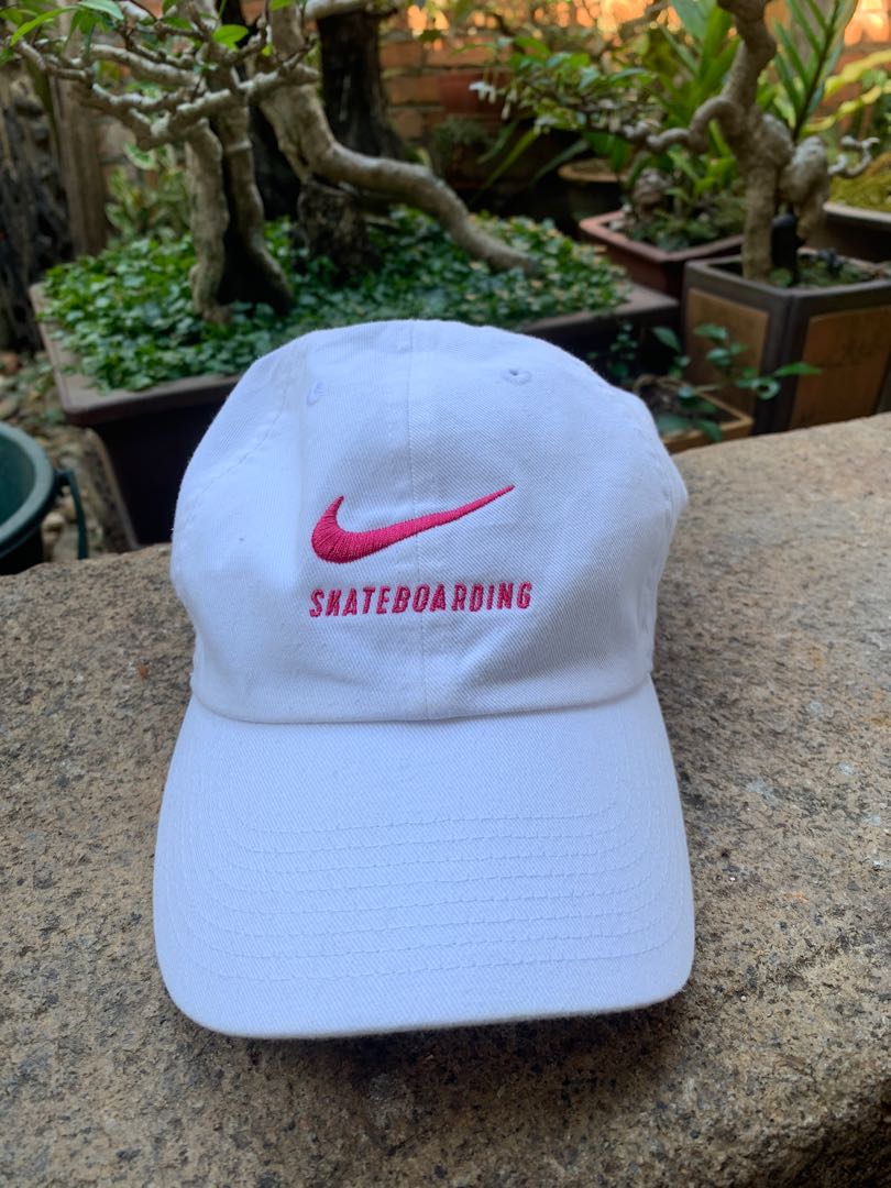 Nike skateboarding cap shop