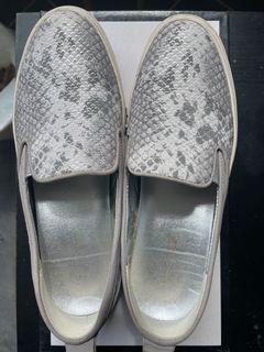 Nine West Grey Leather Slip-on Size 6