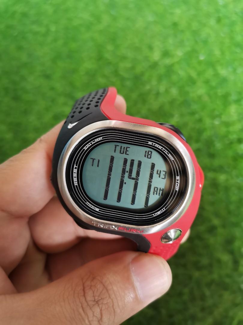 proteger saltar Opresor Original Nike Triax Fury, Men's Fashion, Watches & Accessories, Watches on  Carousell