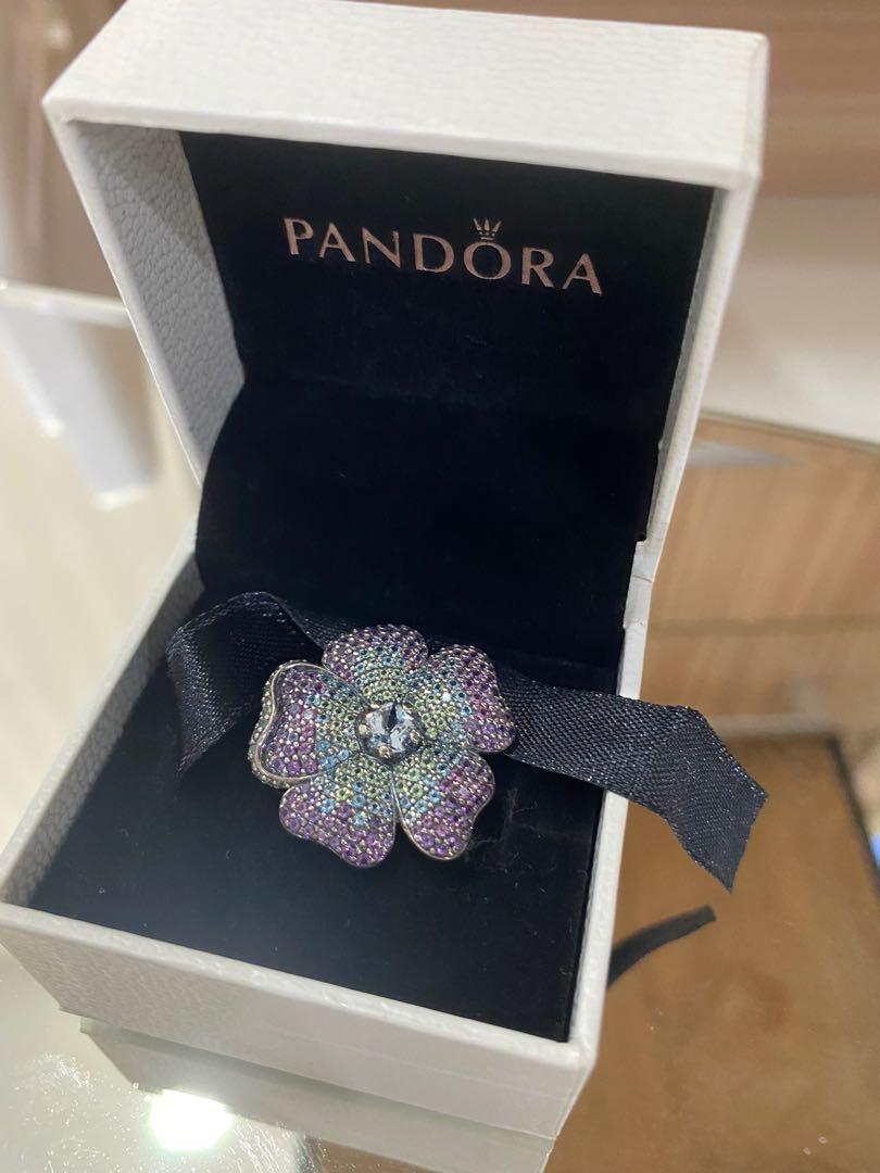 Pandora shop flower brooch
