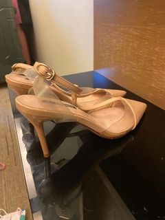 （分類：）位於 。 由 adedebbie 提交（商品編號 1138455392，圖片 1）。簡介： 。