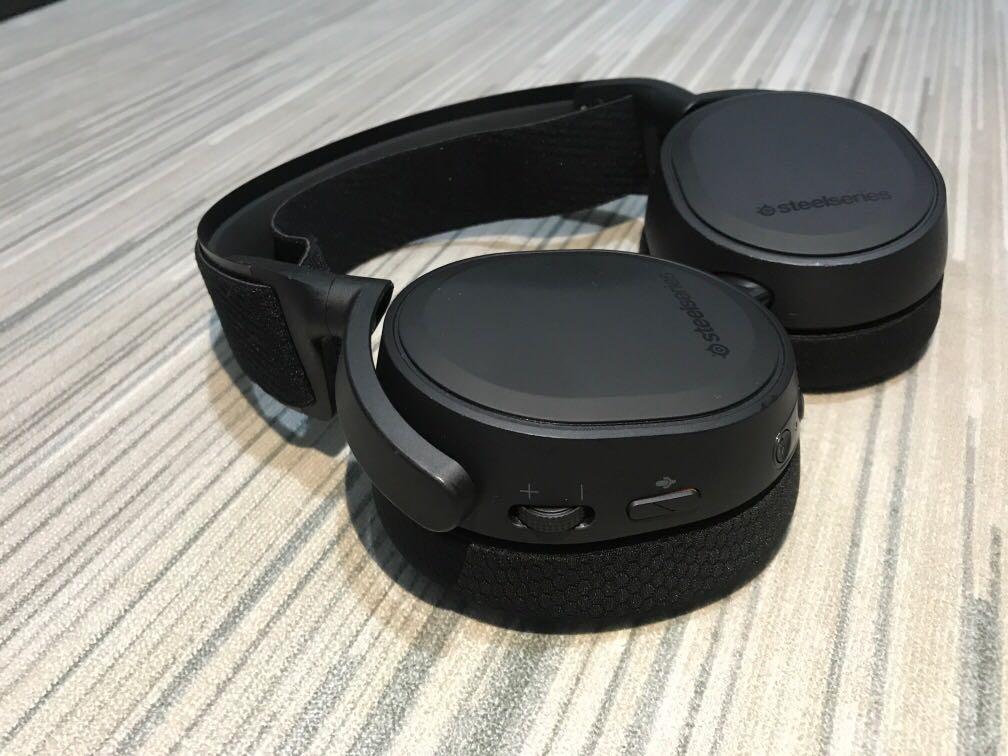 Steelseries arctis sale 9x in stock
