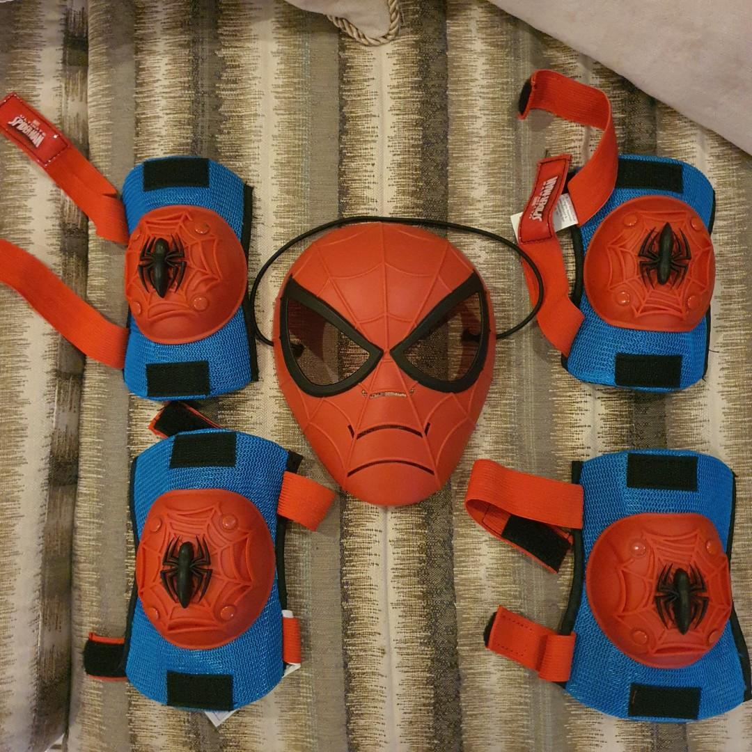 Spiderman Mask, elbow and knee pads, Hobbies & Toys, Toys & Games on