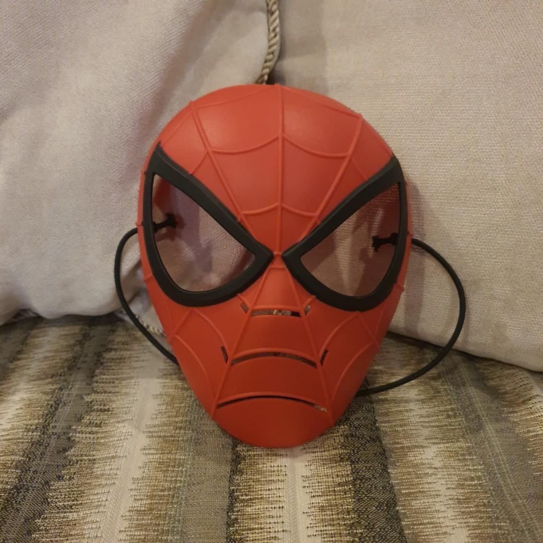 Spiderman Mask, elbow and knee pads, Hobbies & Toys, Toys & Games on