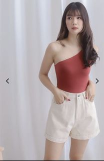 (Category: ) located in . Submitted by jiasclothes (Listing ID 1138402391, Image 1). Description: .