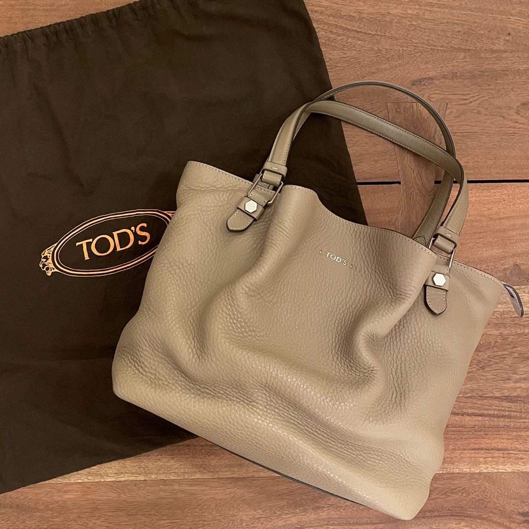 TOD S LEATHER FLOWER BAG MEDIUM BEIGE Luxury Bags Wallets