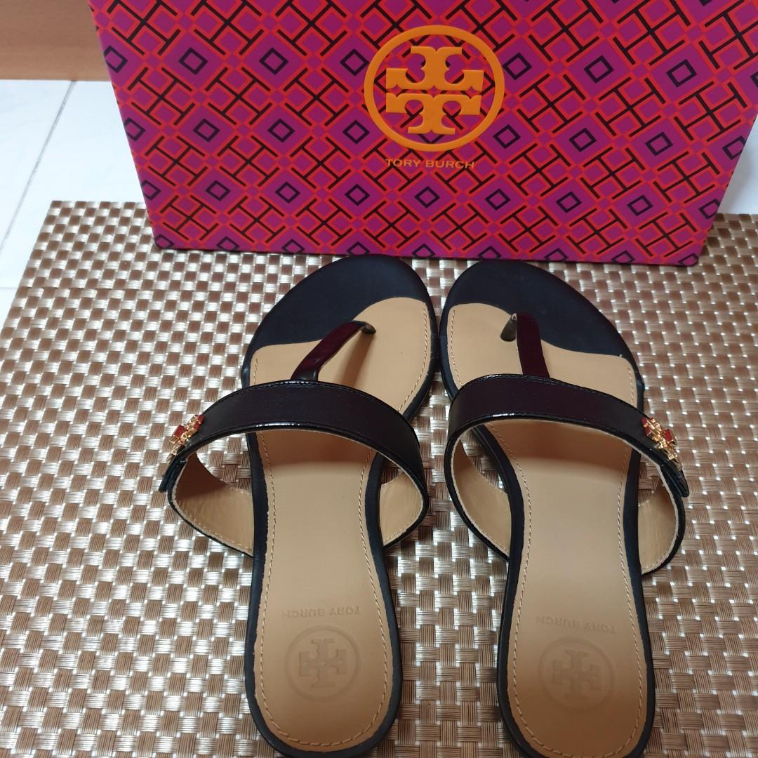 Tory burch kira thong sandal deals