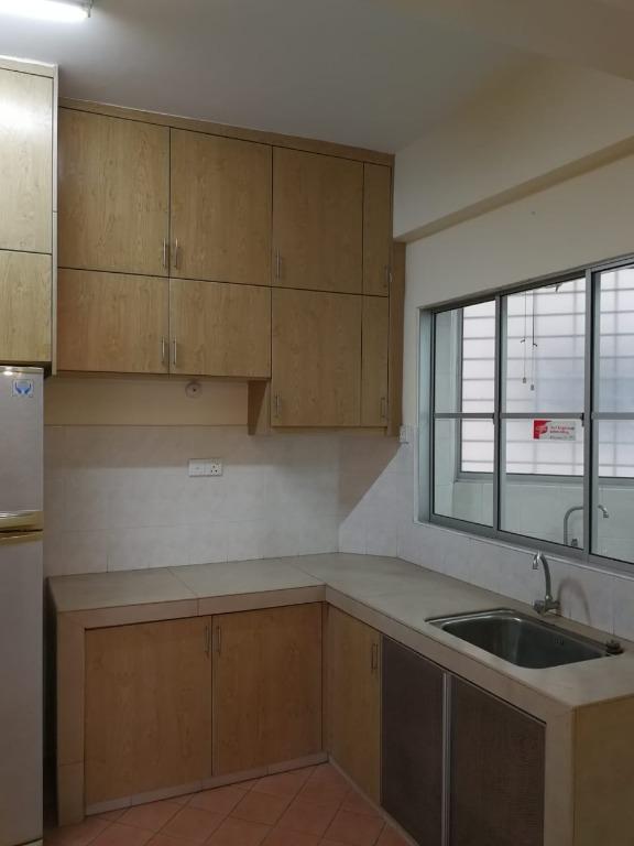 [WTR] FACING SWIMMING POOL La Vista Condominium Puchong, Property