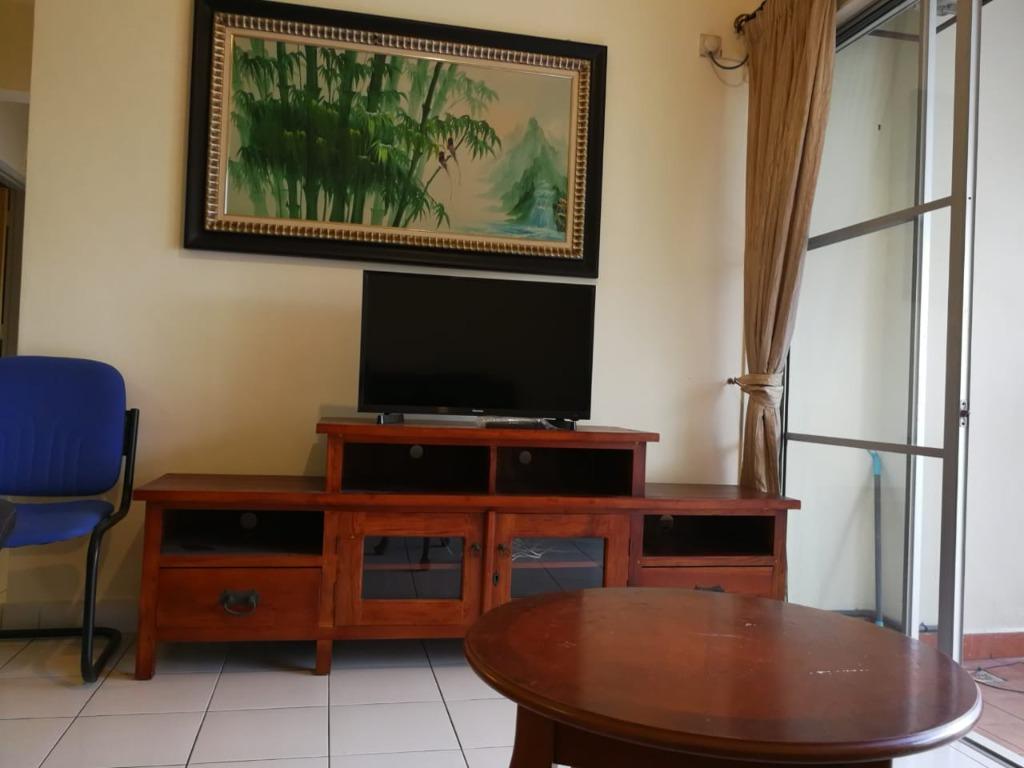 [WTR] FACING SWIMMING POOL La Vista Condominium Puchong, Property