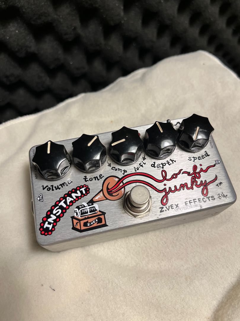 Zvex instant lo-fi junky vexter, 興趣及遊戲, 音樂、樂器& 配件, 樂器