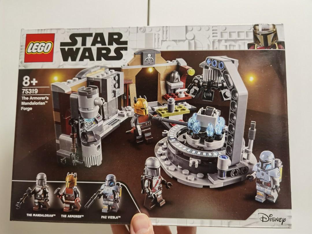 [27% off] LEGO 75319 the Armorer's Mandalorian Forge, Hobbies & Toys ...