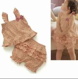 (Category: ) located in . Submitted by ShoppingQueen52 (Listing ID 1135020709, Image 1). Description: .