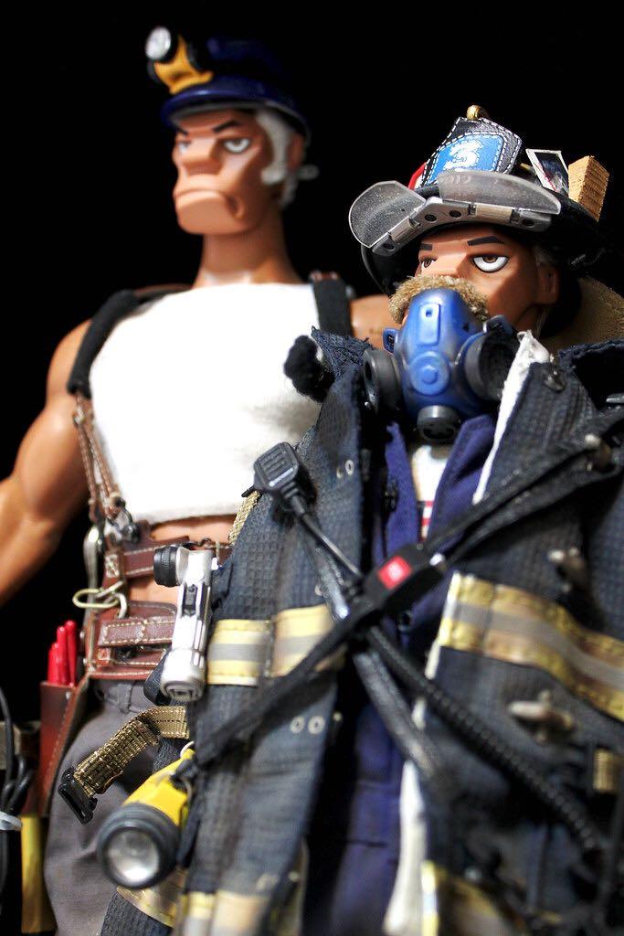 鐵人兄弟x Hot Toys 罕有911 消防員12吋Storm Must brothersworker 