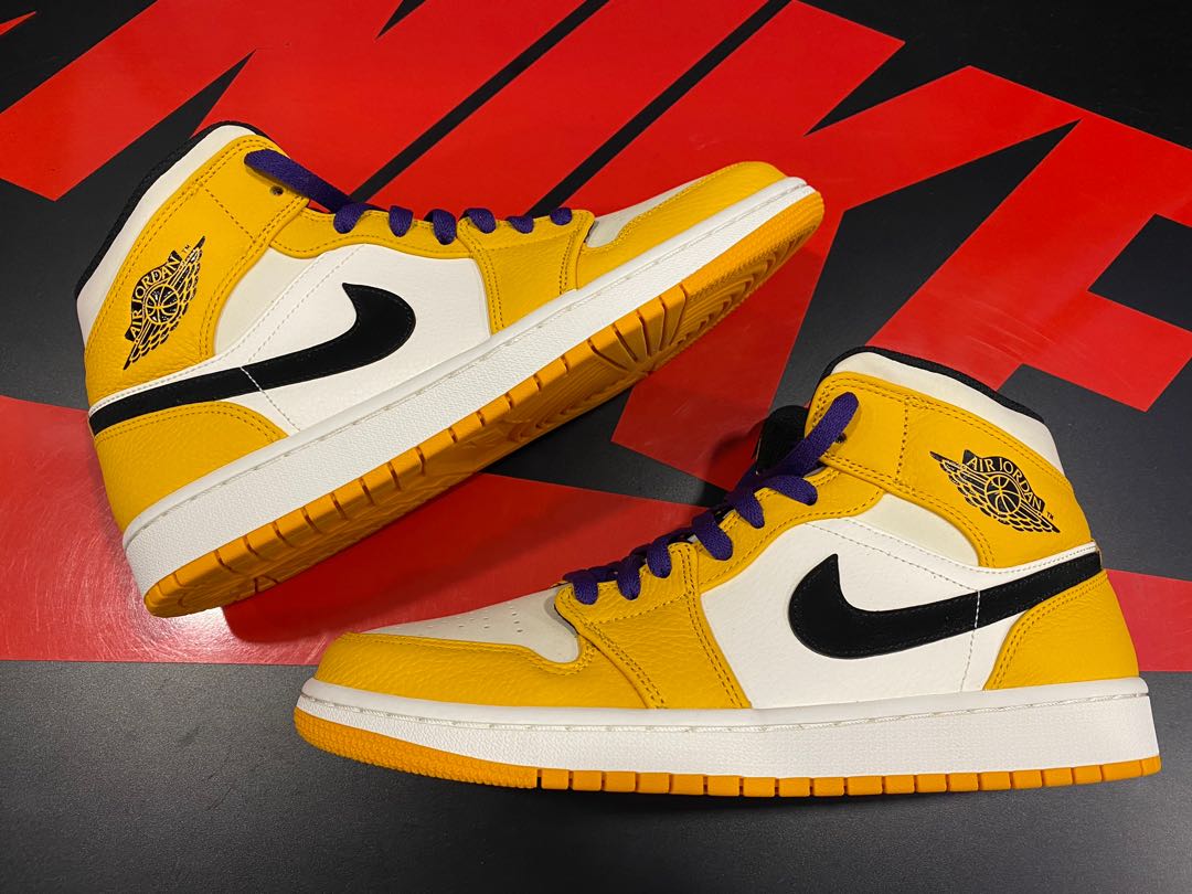 Nike Air Jordan 1 top 3 lakers, Men's Fashion, Footwear, Sneakers on  Carousell