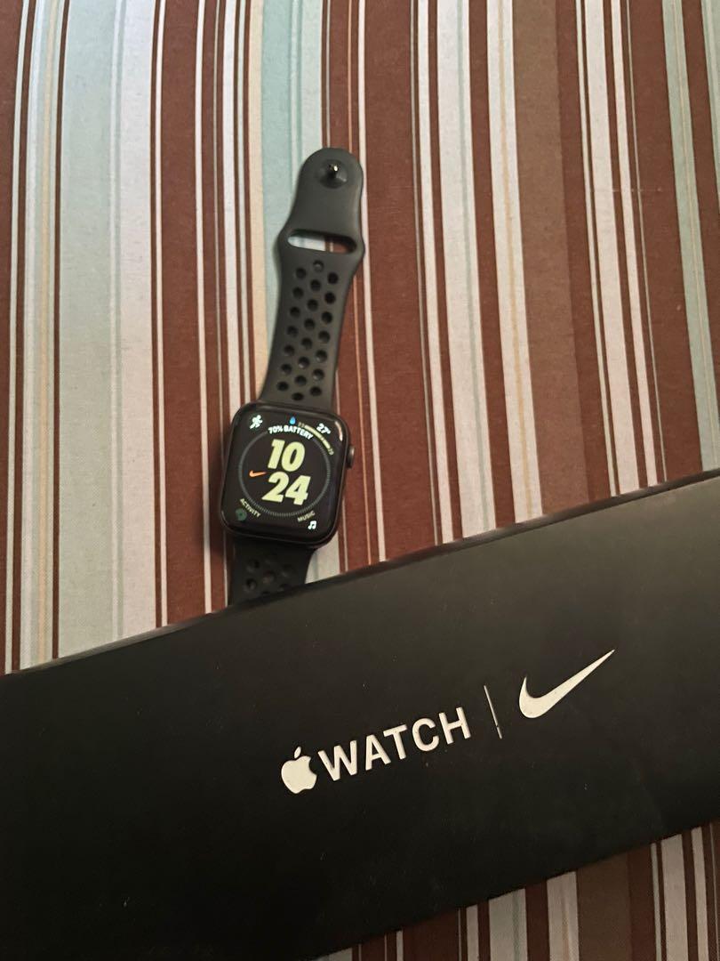 Apple watch series 5 nike edition price best sale