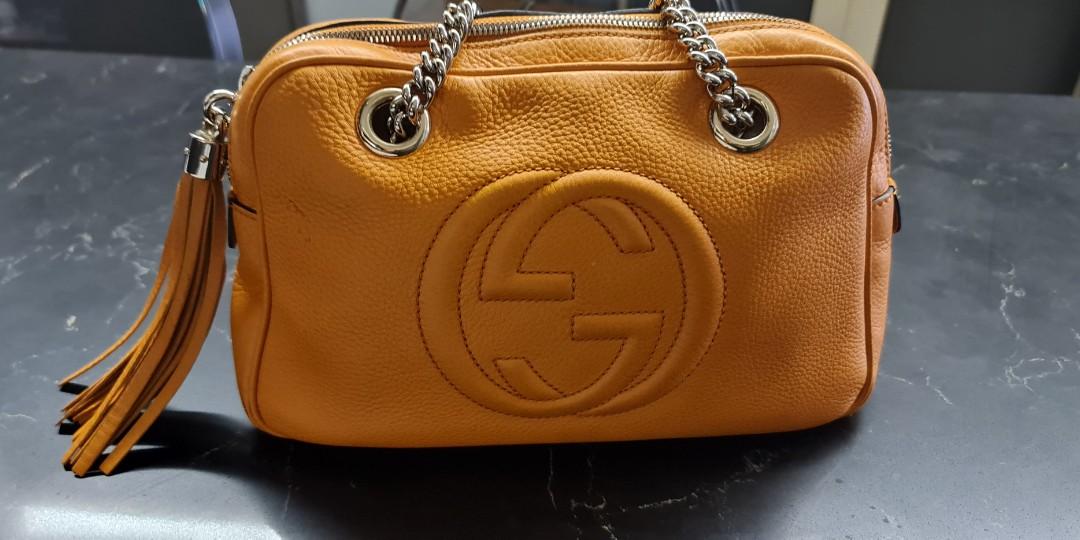 Gucci pebbled deals calfskin soho