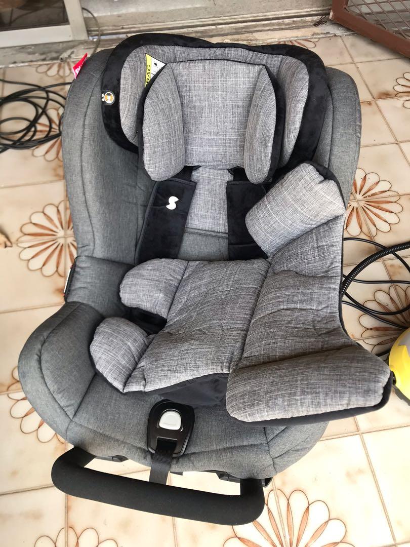 Baby car seat outlet cleaning